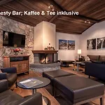 Hotel Schoenegg Wengen